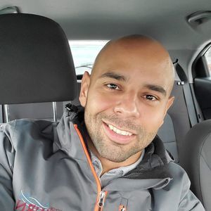 Meet your Posher, Manuel